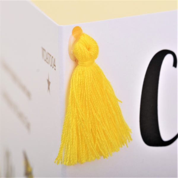 Welsh St Davids Day Card, dydd gwyl dewi hapus, Daffodils, Tassel Embellished